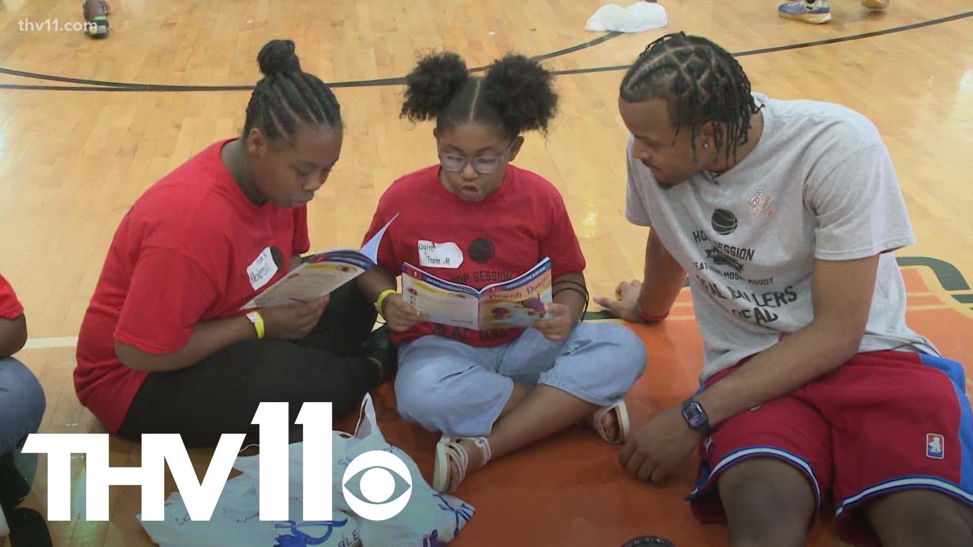 The Former Razorback and NBA champion partnered with AR Kids Read to help promote their annual hoop session event.