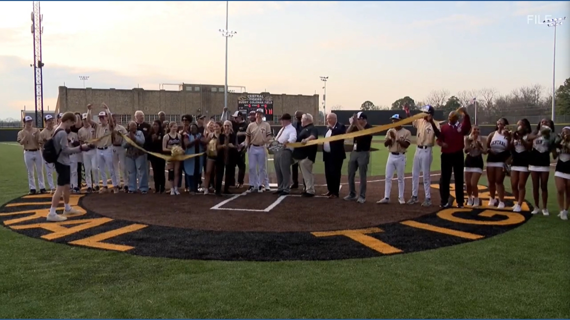 LRSD moves to have Central's softball team use baseball field amid Title IX dispute