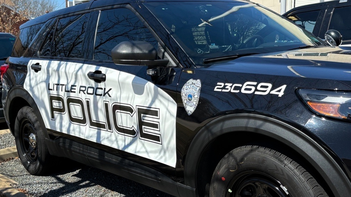 Shooting at Outlets of Little Rock leaves one person injured