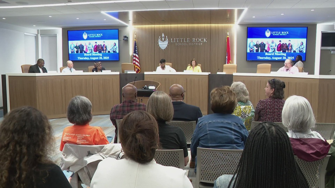 Little Rock School Board discusses closing Hall High School