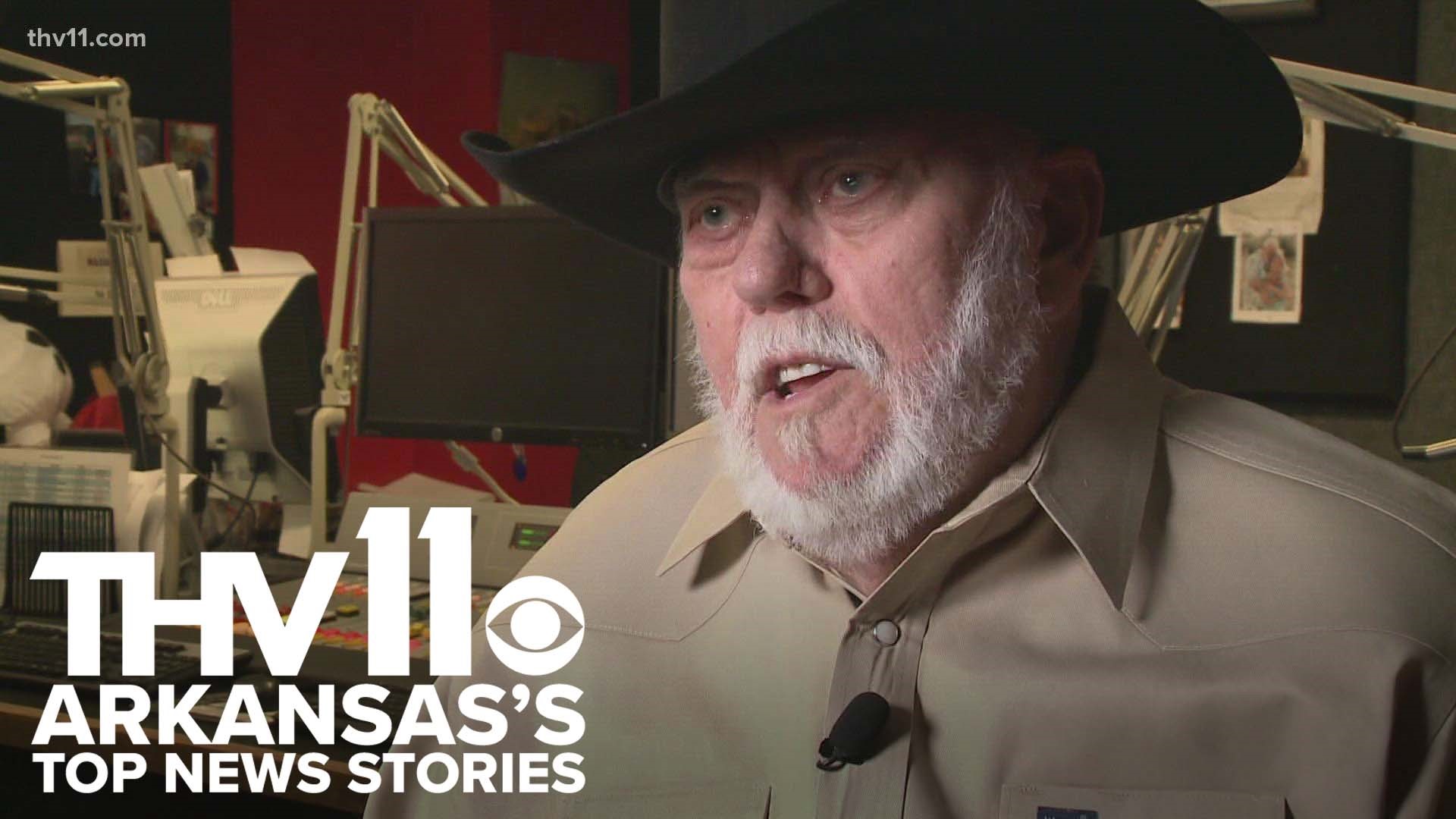 Sarah Horbacewicz provides the top news stories in Arkansas including the death of Arkansas radio legend Bob Robbins and severe weather in the state.