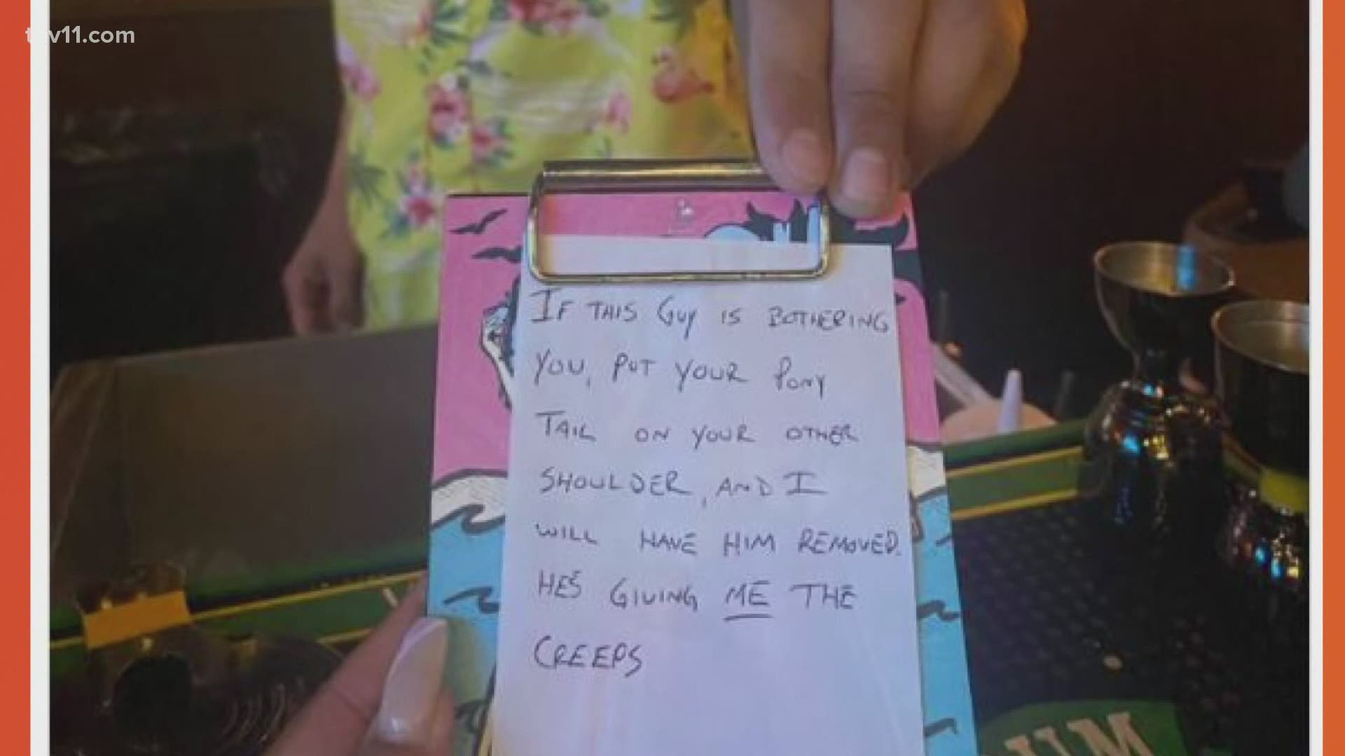 A Florida bartender is being called a hero all because of a note.