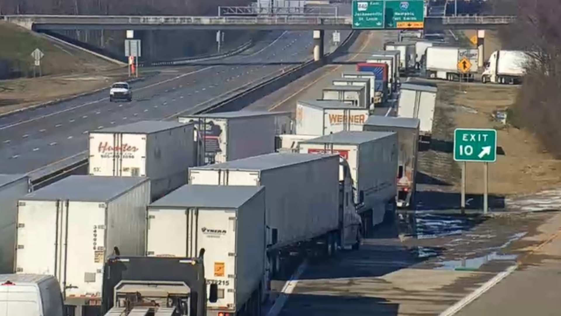 Lanes reopen after stalled vehicle causes traffic on I-440 in North ...