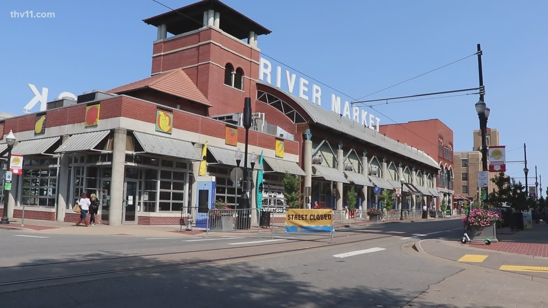 With perfect fall weather and local food at every corner, outdoor dining at the River Market may encourage more people to get out and have fun in a safe way!