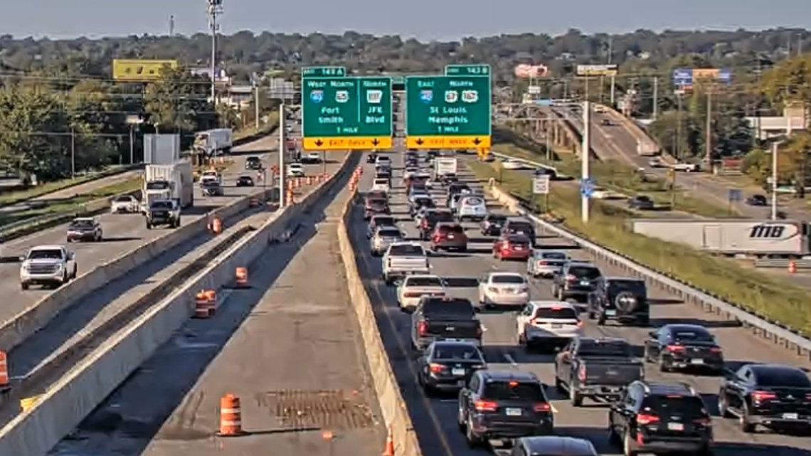 Car accident on I-30 eastbound causes traffic backup | thv11.com