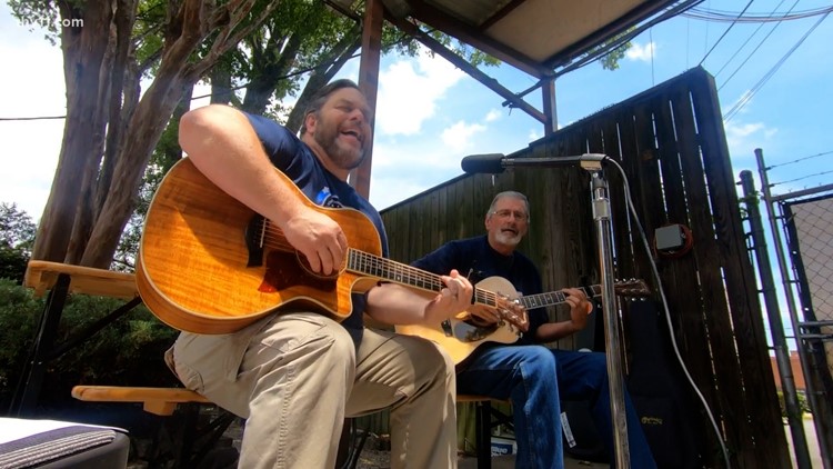 This Arkansas program helps vets turn troubled times into songs