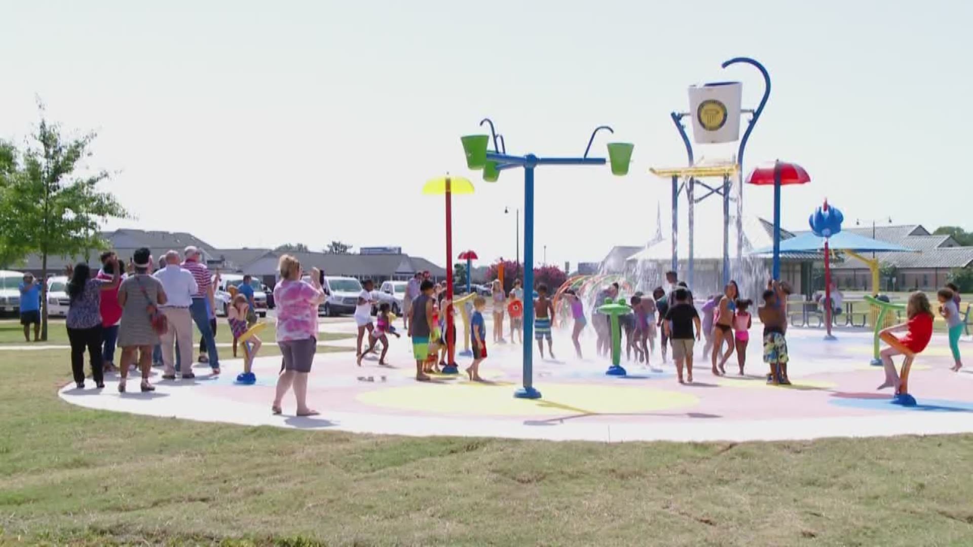 Conway opens its second public Splash Pad at Fifth Avenue Park.