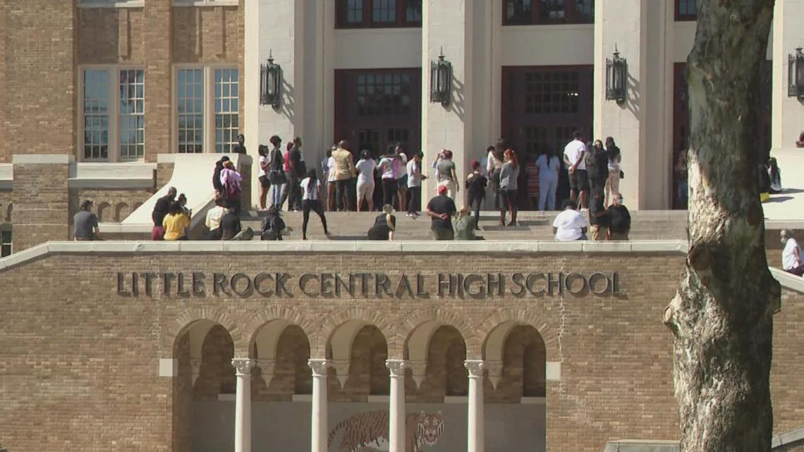 Arkansas to not offer AP African American studies class credit - Vimarsana News