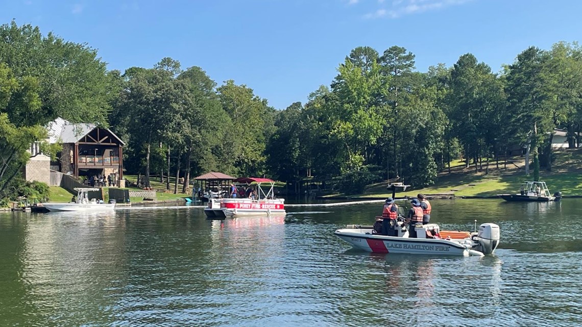 Plane crashes into Lake Hamilton, officials say