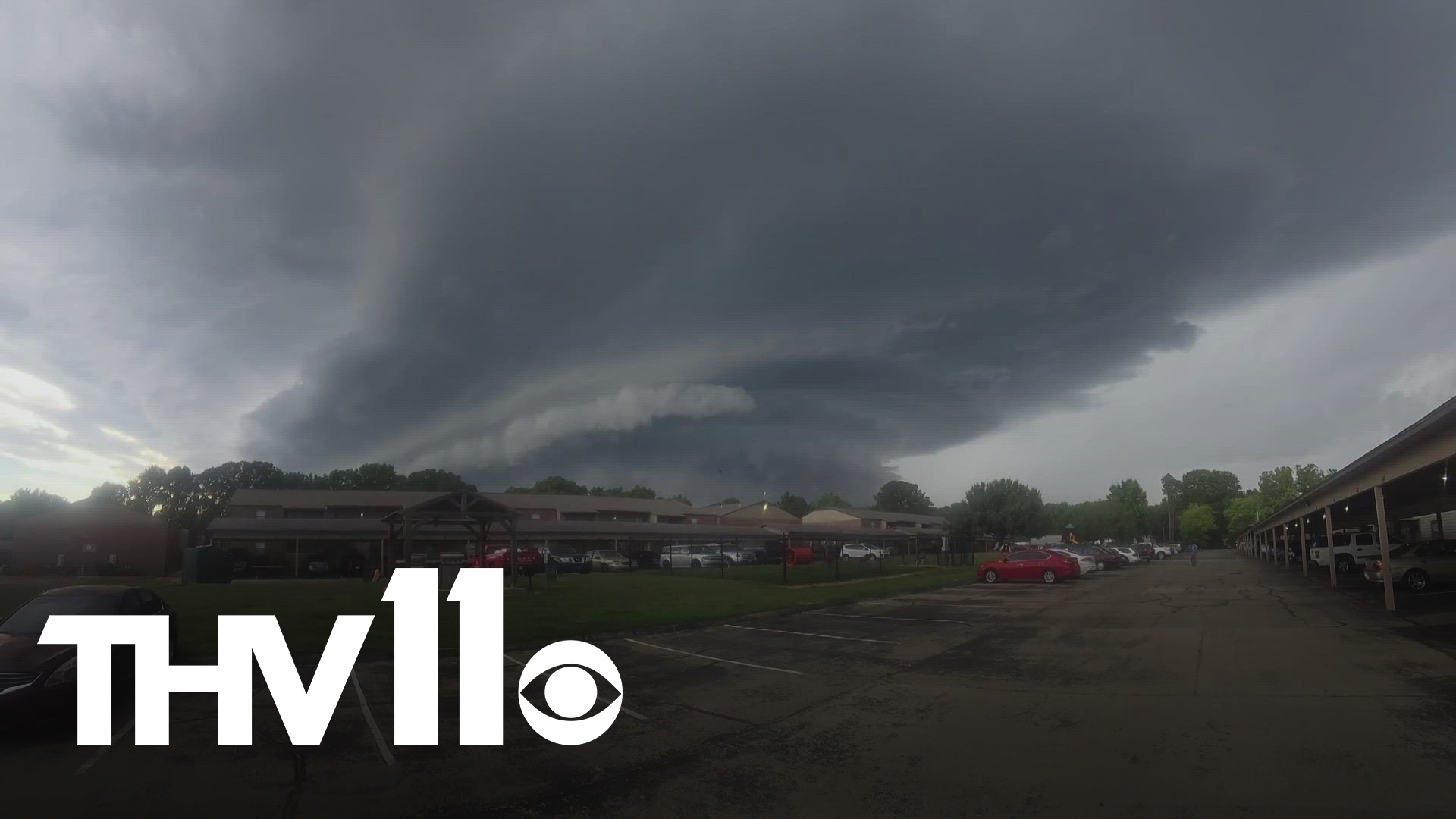 People in Searcy had a wild view of a massive supercell thunderstorm just north of the town. Here's a closer look.