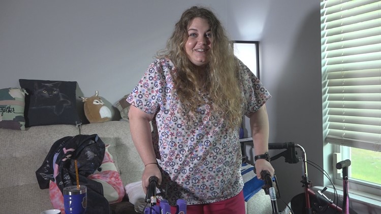 Arkansas nurse shares story after back surgery leaves her paralyzed