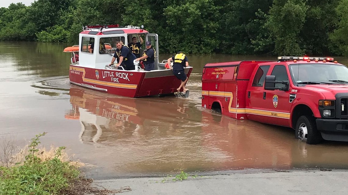 Man Jumped Off Main Street Bridge And Into The Flooded Arkansas River   Be746cac 5bc8 4c5b 8e79 E7e6a4b4c293 1140x641 