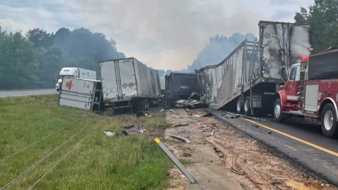Arkansas road crews reopen I-30 after fiery crash