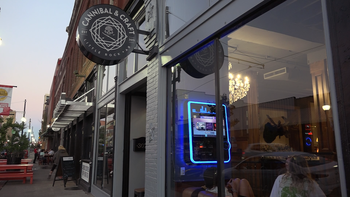 Downtown Little Rock restaurant opens amid pandemic restrictions