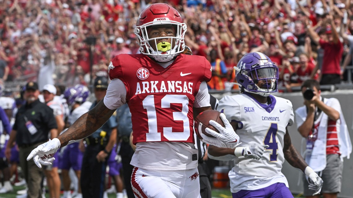 Arkansas Opens Season With Dominant Win Over Western Carolina | Thv11.com