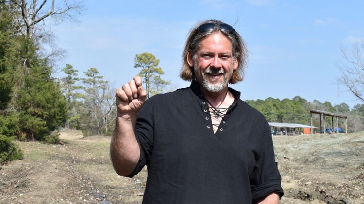 Arkansas man finds largest diamond in nearly two years at Crater of Diamonds