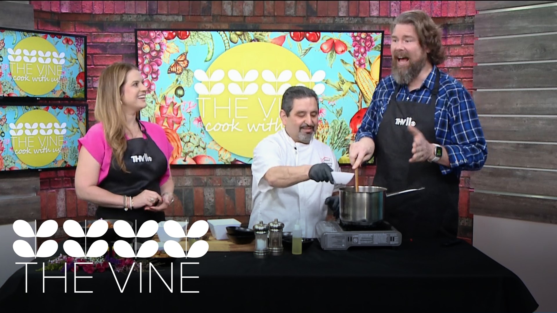 In this episode, Chef Serge teaches us how to prepare several dishes like chicken tikka and masala sauce.