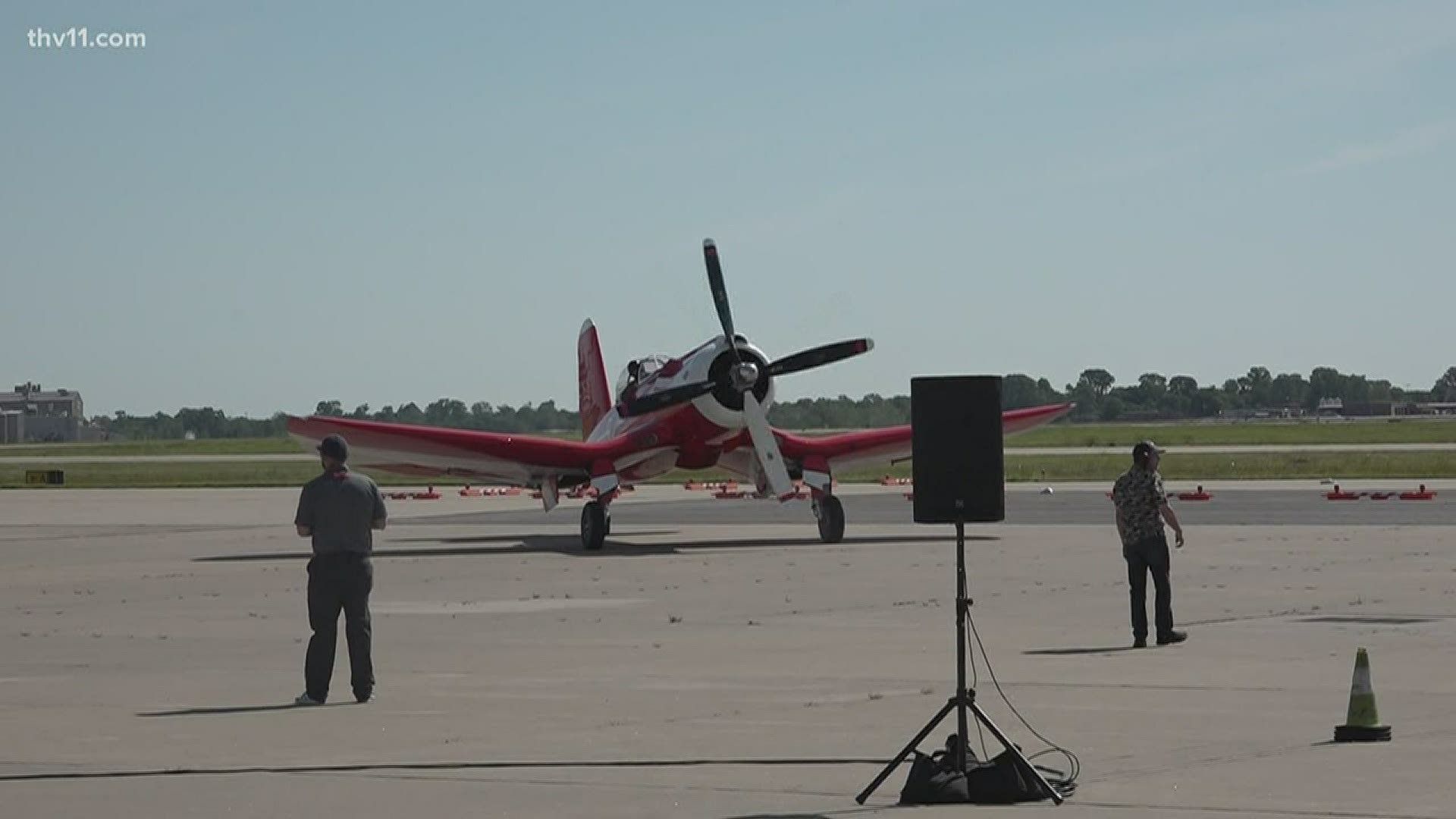 Planes fly over Arkansas for healthcare workers | thv11.com