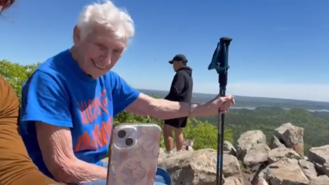 'You're pretty special' | 94-year-old Arkansas woman shares secret to climb Pinnacle Mountain