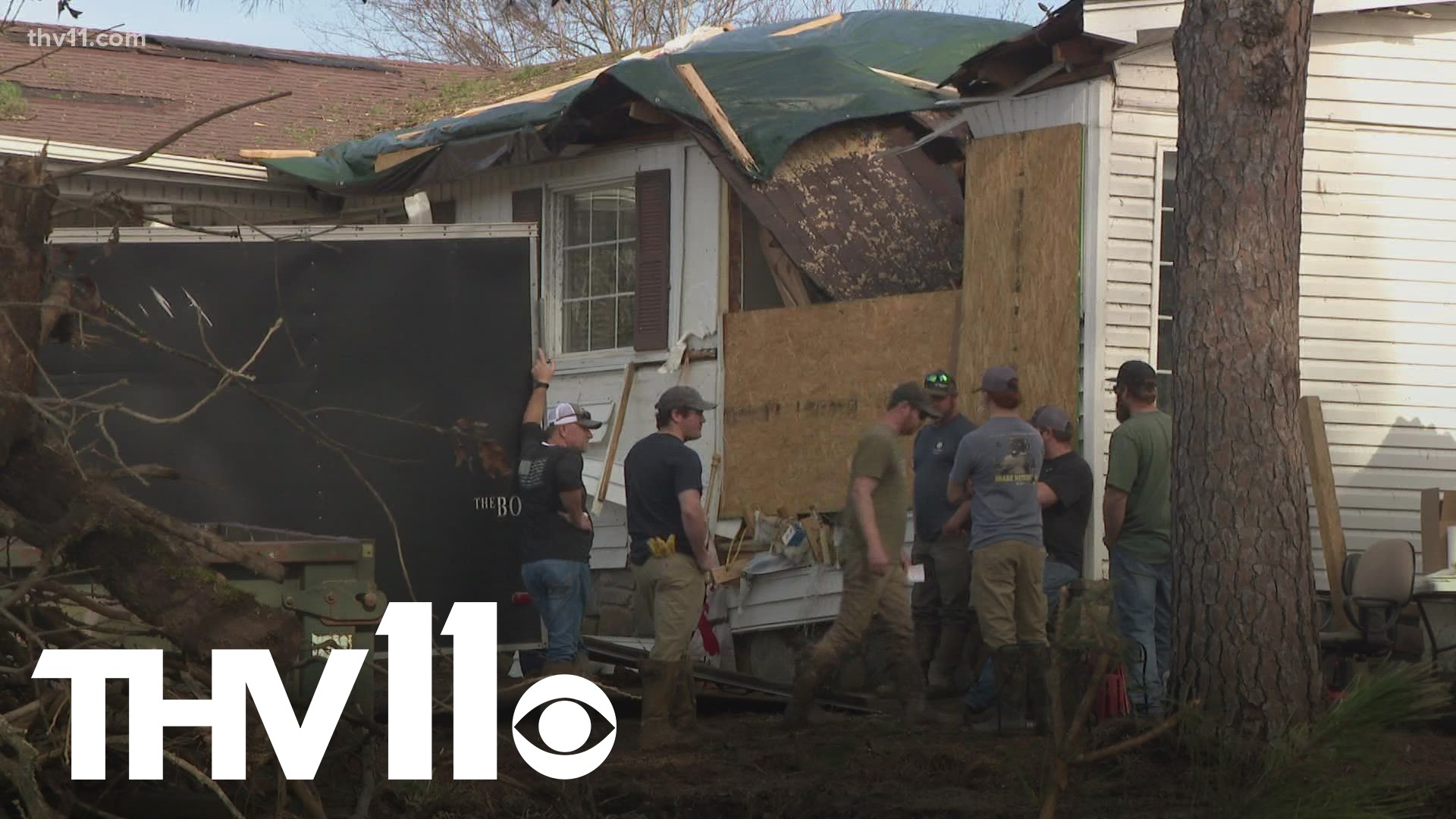 The community of Jessieville is coming together to clean up the damage left by an EF-1 tornado.