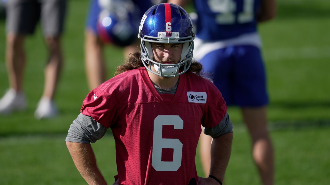 Giants give punter Jamie Gillan another chance with two-year deal