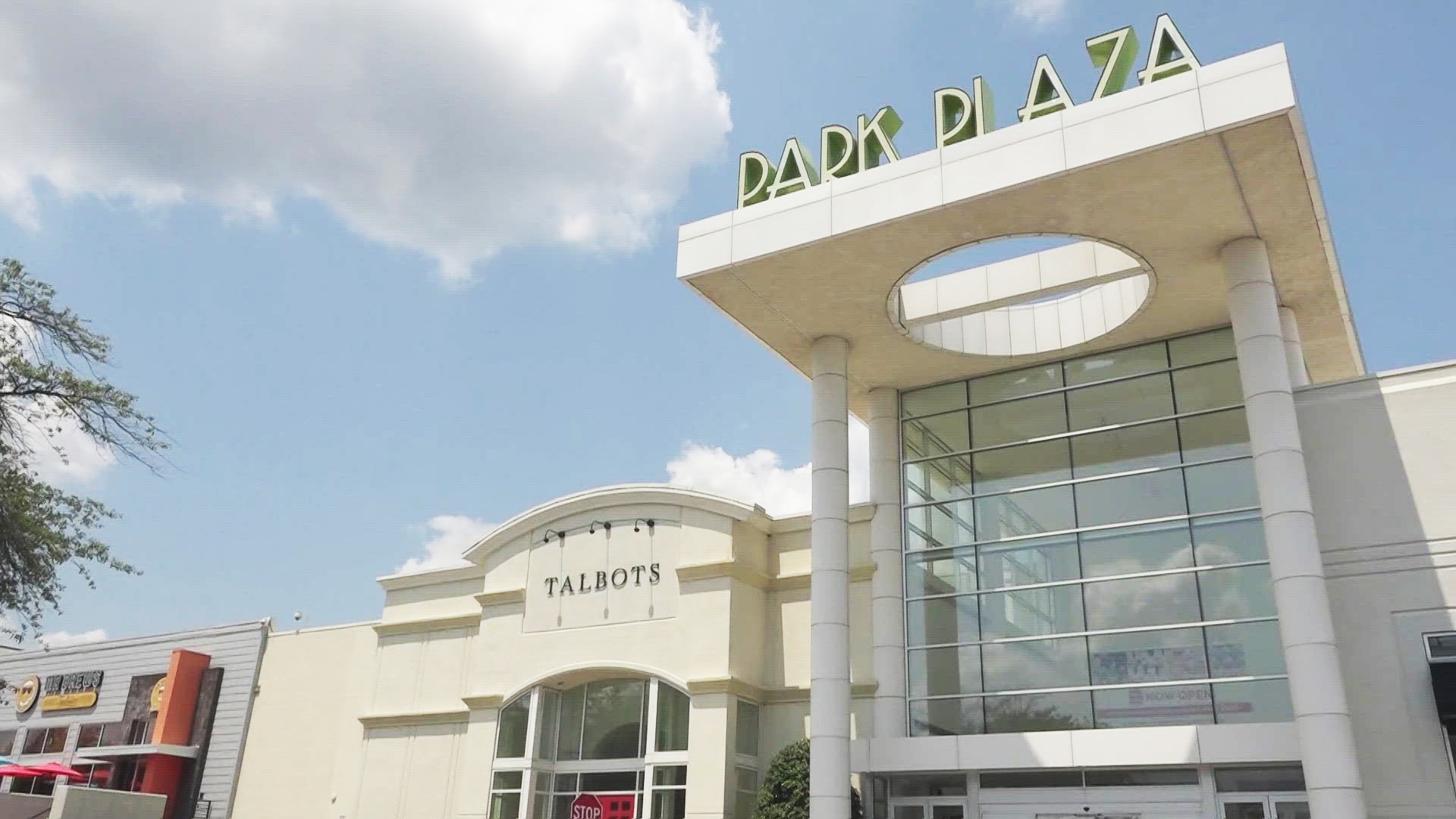Park Plaza hosting veterans appreciation event, offering free meals ...