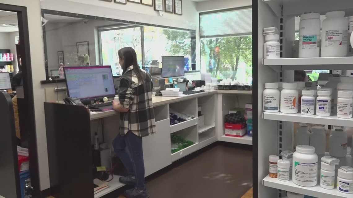 Pharmacies seeing demand for vaccines ahead of holidays