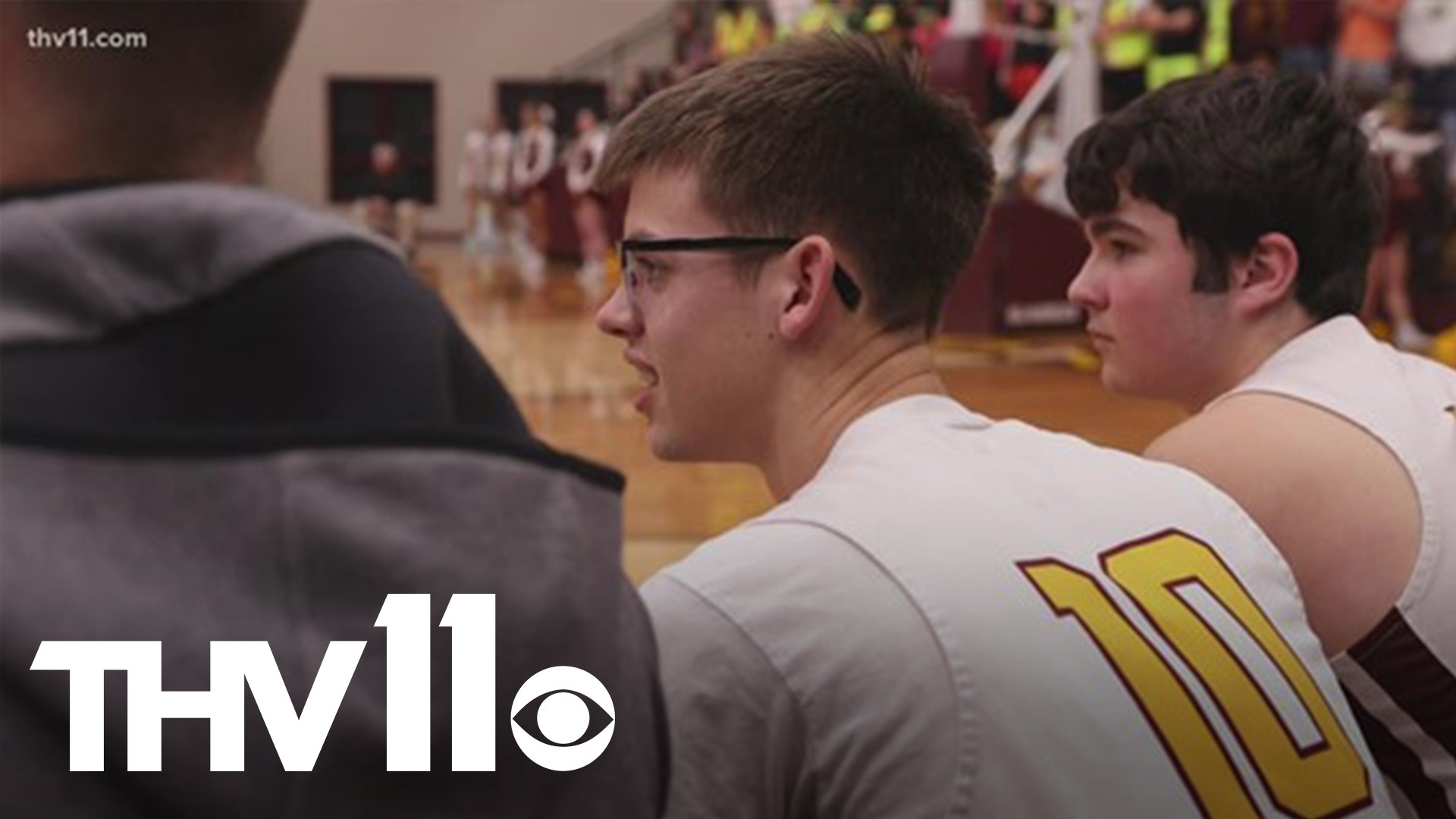 It's almost playoff season for high school basketball. Tonight, as Lake Hamilton hopes to end their season on a high note, they sought help from the sidelines.