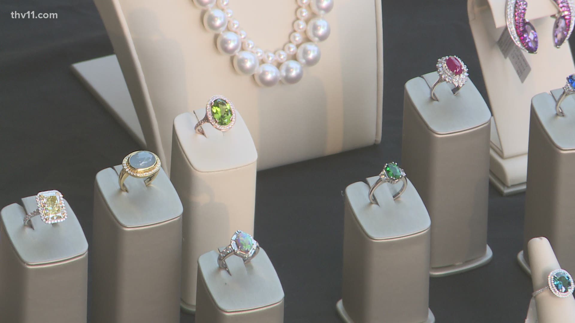 Jim Engelhorn with Sissy's Log Cabin shares jewelry selections that will dazzle any mom this Mother’s Day.