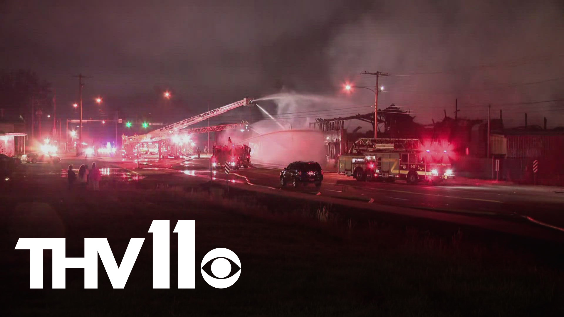 A fire at a vacant Little Rock building was extinguished on Tuesday night, the Little Rock Fire Department confirmed.