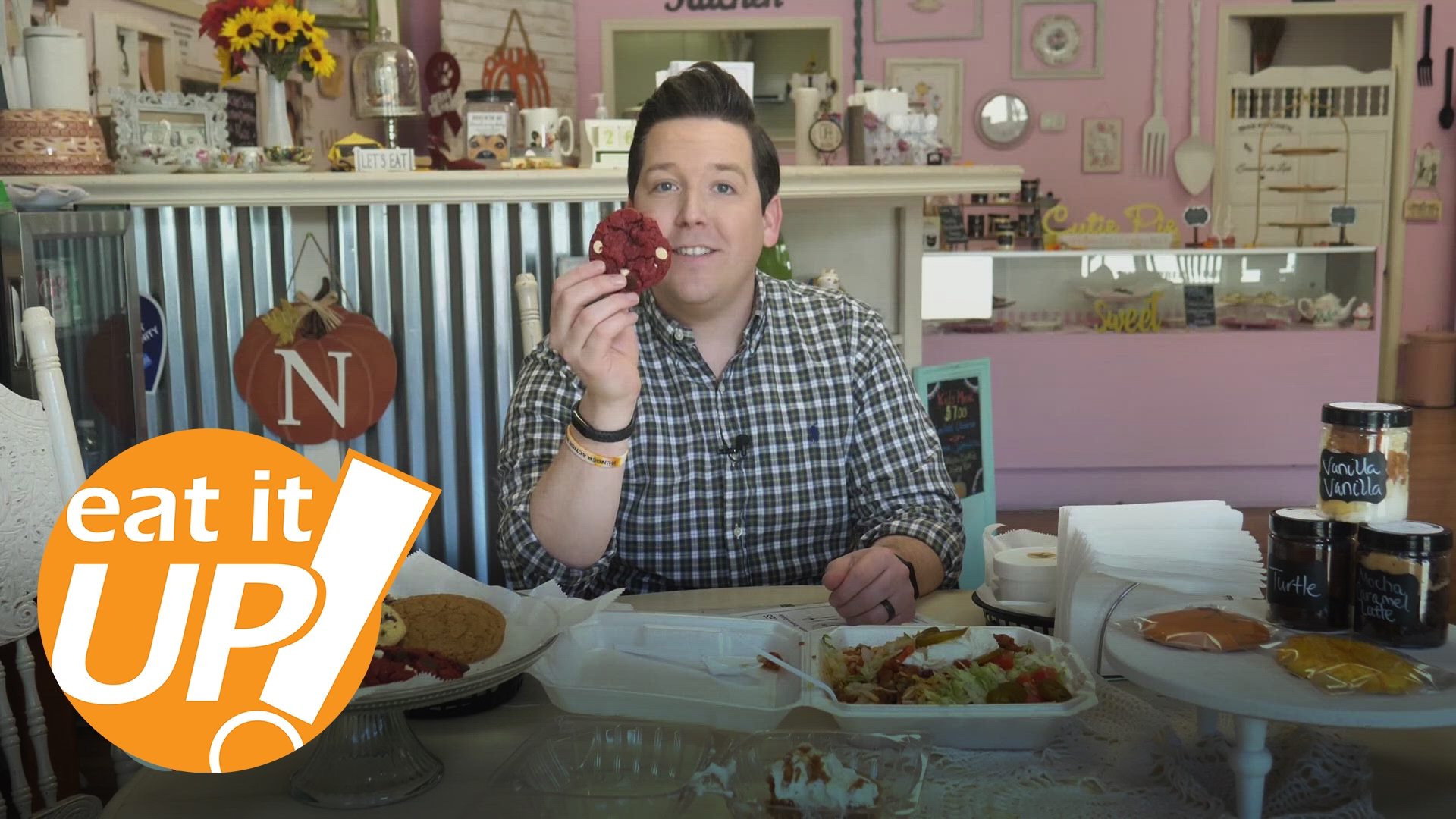 On this week's Eat It Up, Hayden Balgavy visits Nene's Dishes in Cabot, where you can find award-winning chicken & dumplings and some of the best cookies you've had.