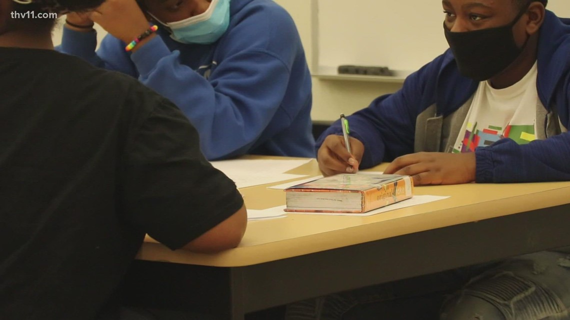 Arkansas school districts experience staff shortages - Vimarsana News