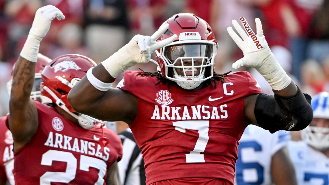 Five Razorbacks receive nod to compete at NFL Scouting Combine - Vimarsana News