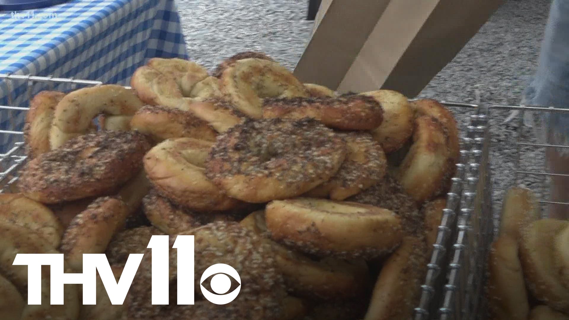 There's a new bagel pop-up shop in town and it's a hit with the community and on social media! it has everyone eager and excited to stand in line and order.