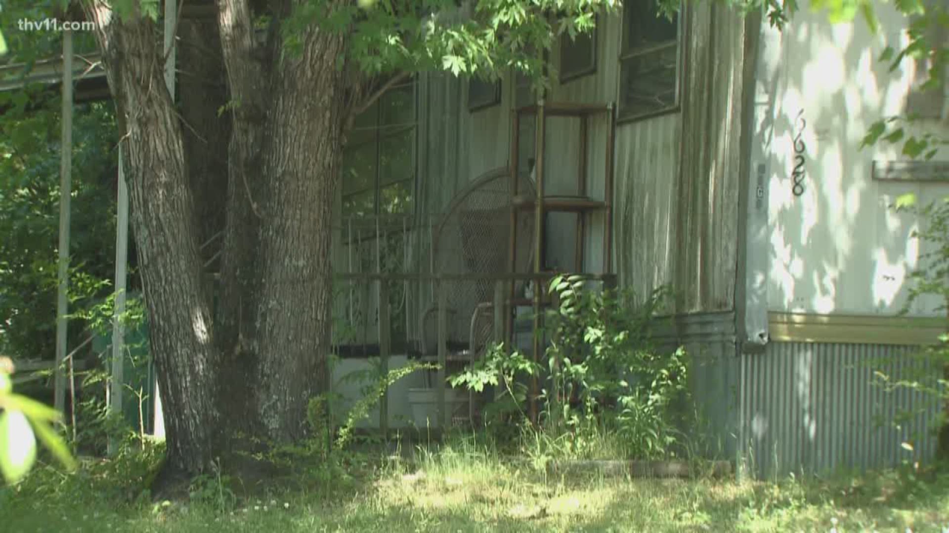 Pulaski County neighbors concerned over abandoned homes
