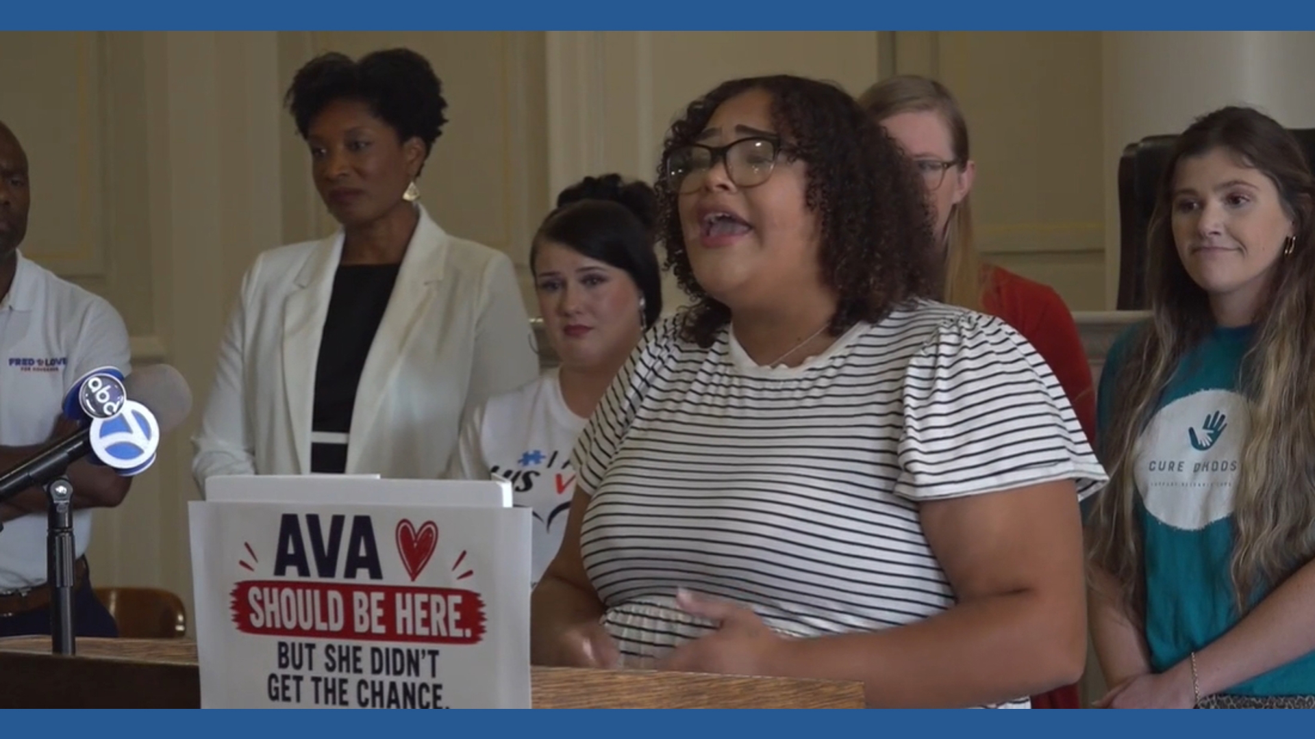 Arkansas families urge Governor Sanders to call special session over CES waiver waitlist issues