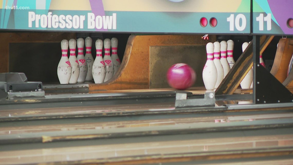 Little Rock police hosts free community bowling event