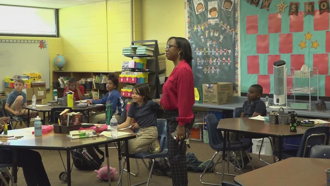 Arkansas schools manage staffing challenges - Vimarsana News