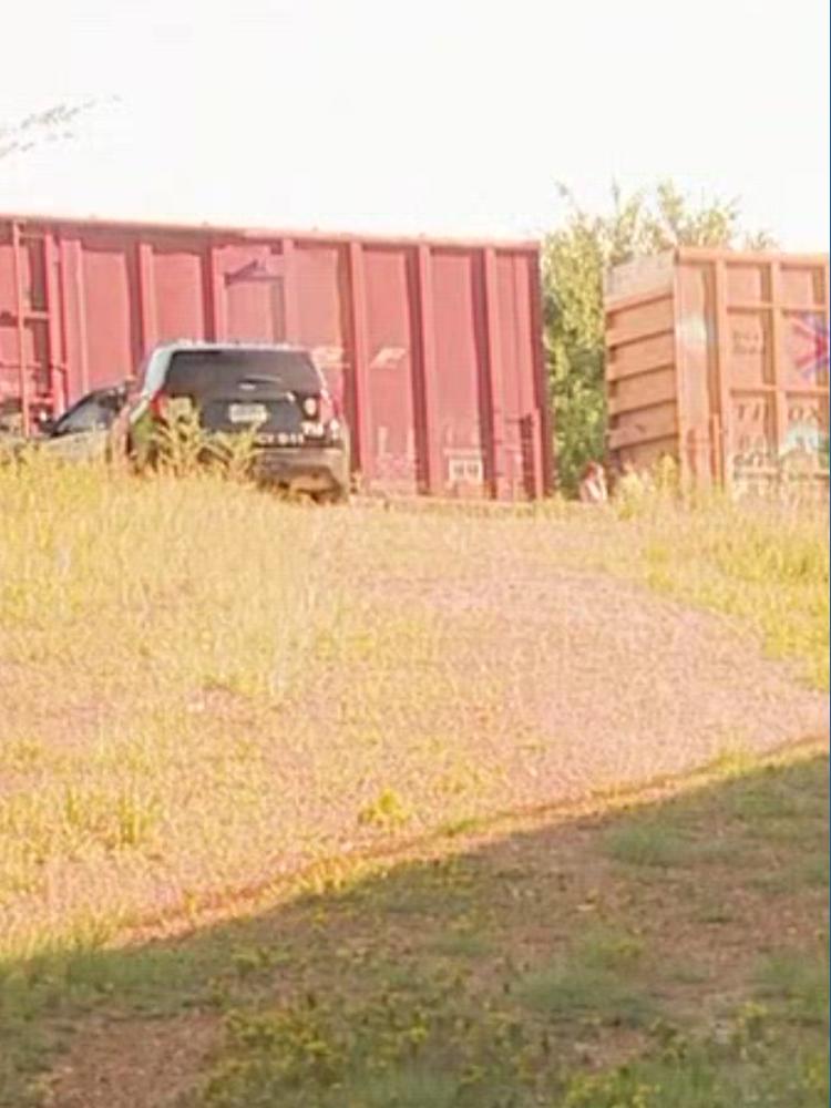 One person killed after being struck by train in Little Rock | thv11.com
