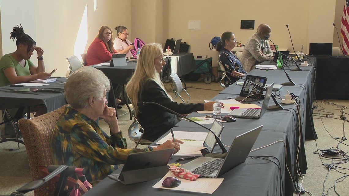 Little Rock directors remove commissioners from housing authority - Vimarsana News