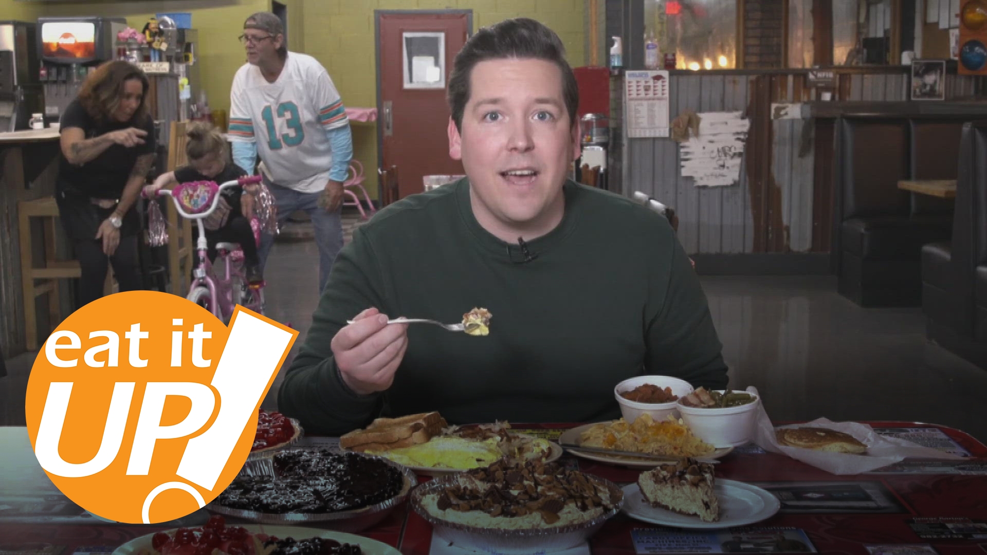 On this week's Eat It Up, Hayden Balgavy visits T's Place, a family spot in the Pine Bluff community with huge three-egg omelets, amazing lunch specials, and more.