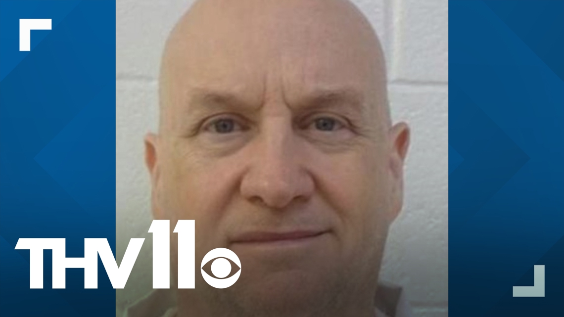 Manhunt for escaped inmate continues as community reflects | thv11.com