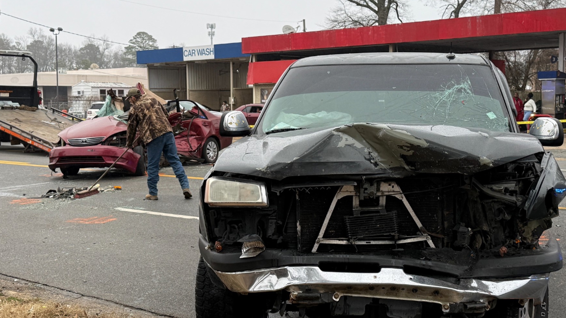 Multi-vehicle collision in Pine Bluff leaves one deceased | thv11.com