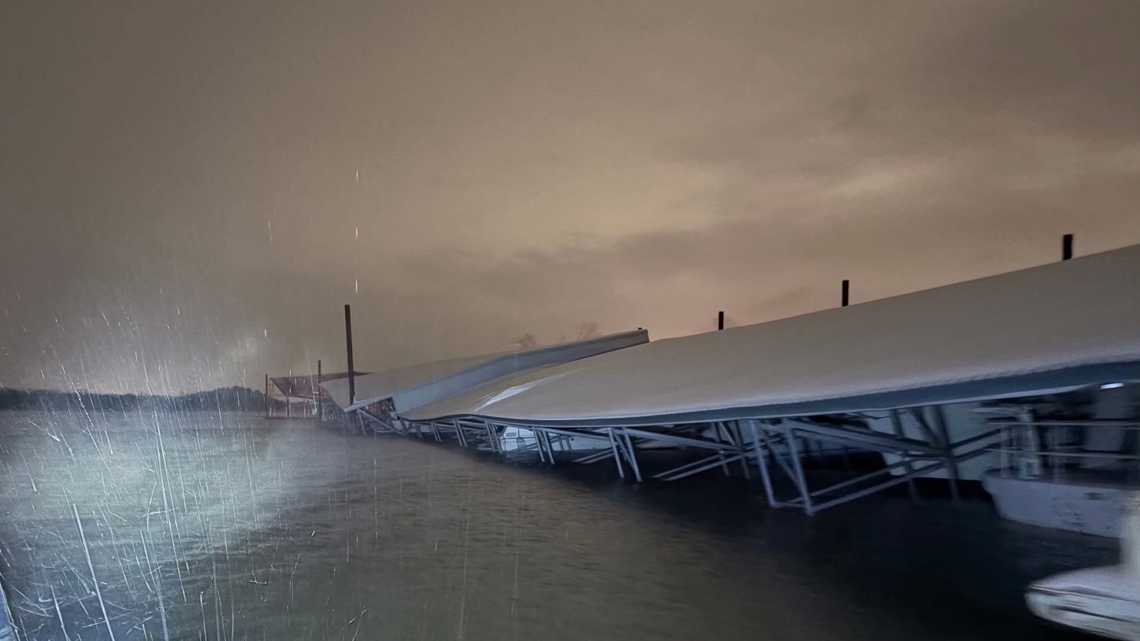 Multiple rescued after heavy snow causes awning at Little Rock Yacht Club to collapse