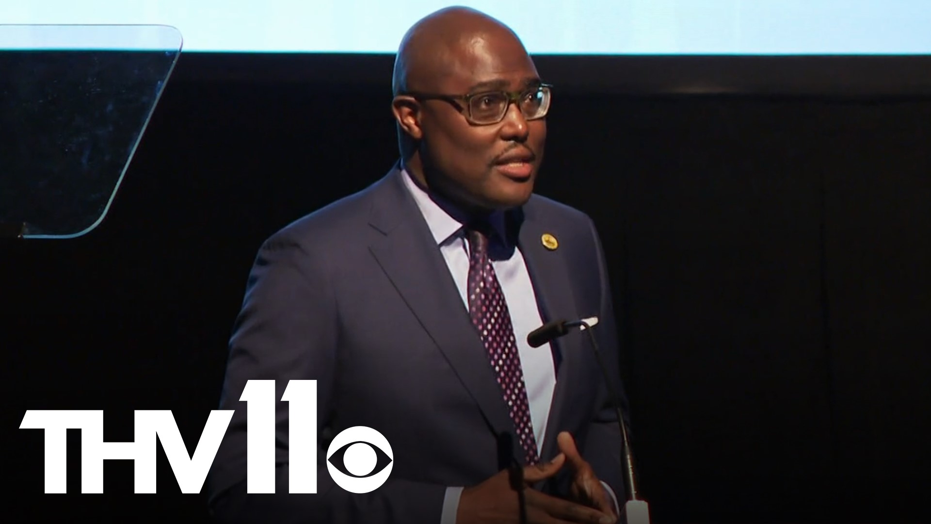 Mayor Frank Scott Jr. focused on what he plans to do to combat violent crime in Little Rock including more community police officers and safety.