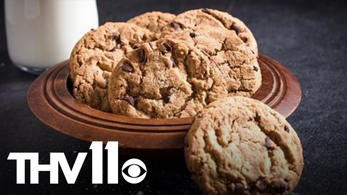 Boosting morale through cookies for Arkansas frontline workers