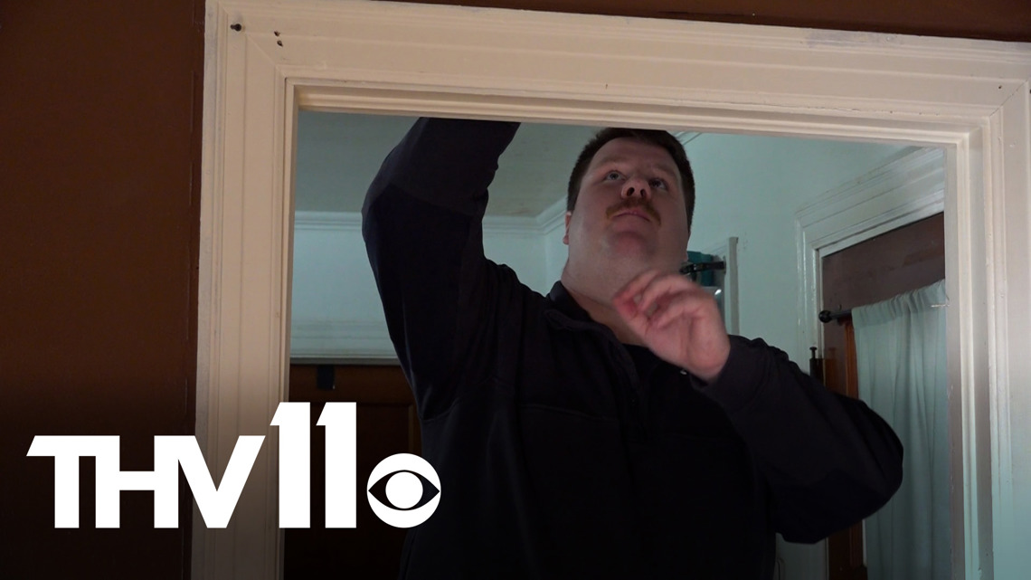 Pine Bluff fire officials install smoke detectors for families