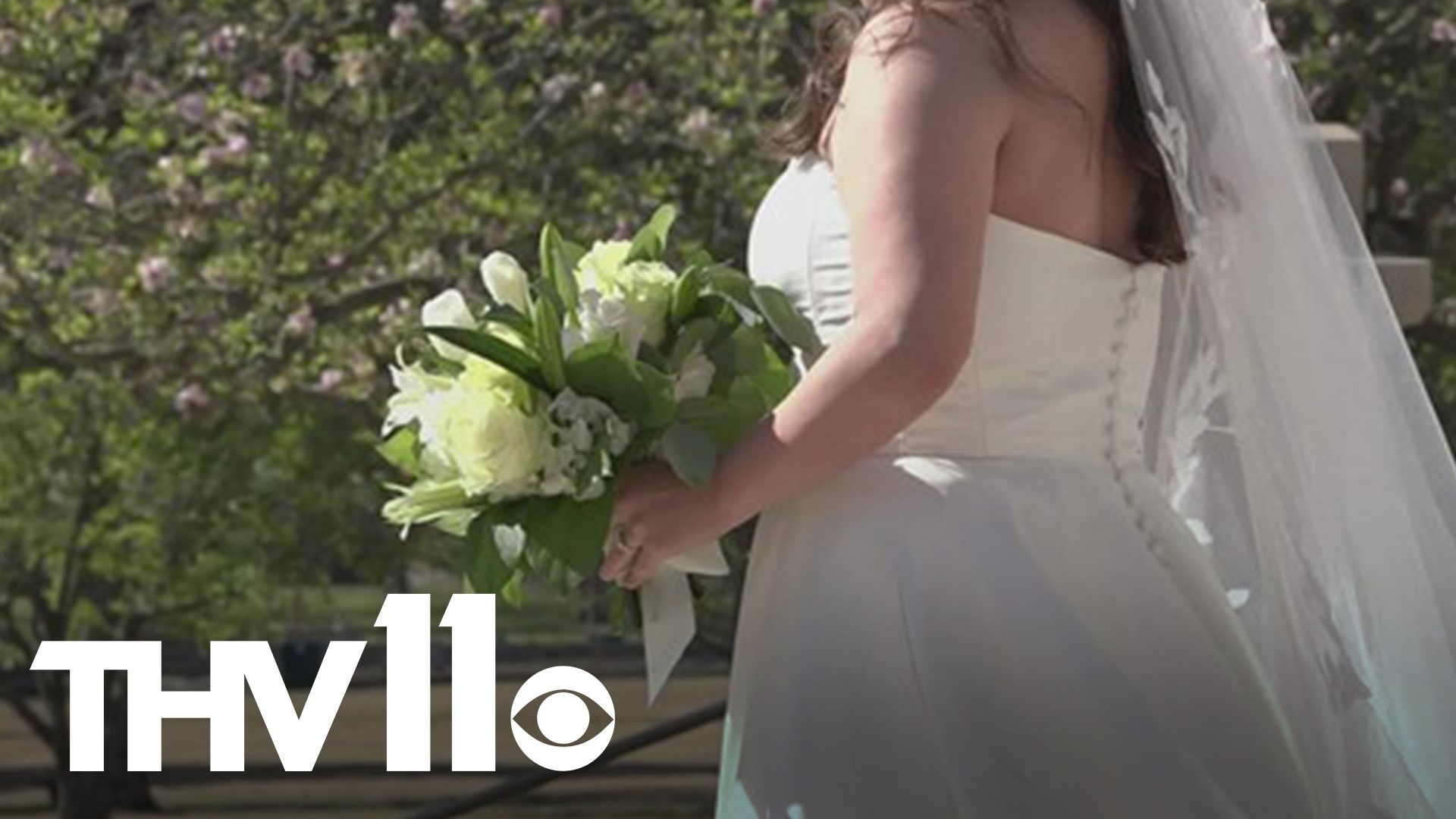 Spring is in the air and so is love for a lot of couples who are set to get married this year. Wedding experts say we're set to see a big boom in weddings for 2022.