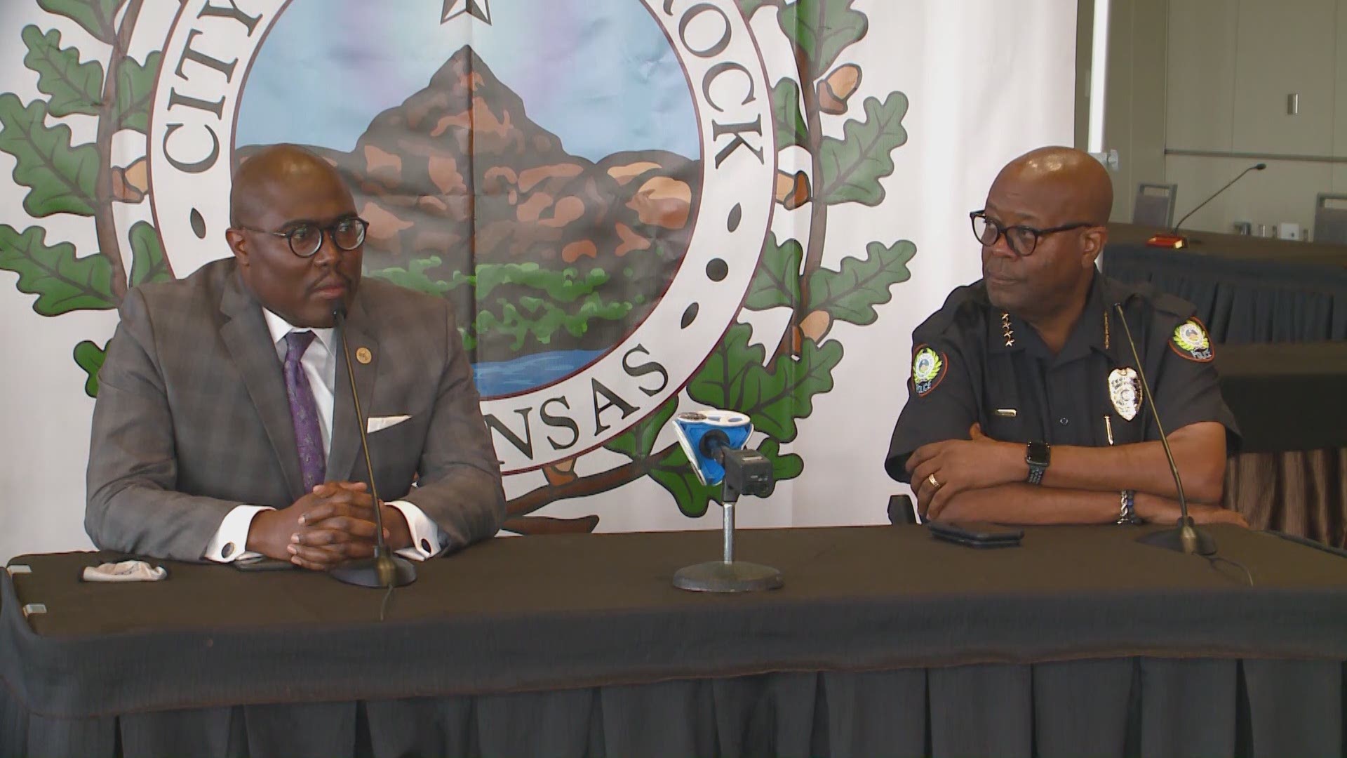 Mayor Scott told reporters that he stands by the peaceful protesters, but he also won't allow violence in his city, saying the city won't be destroyed on his watch.