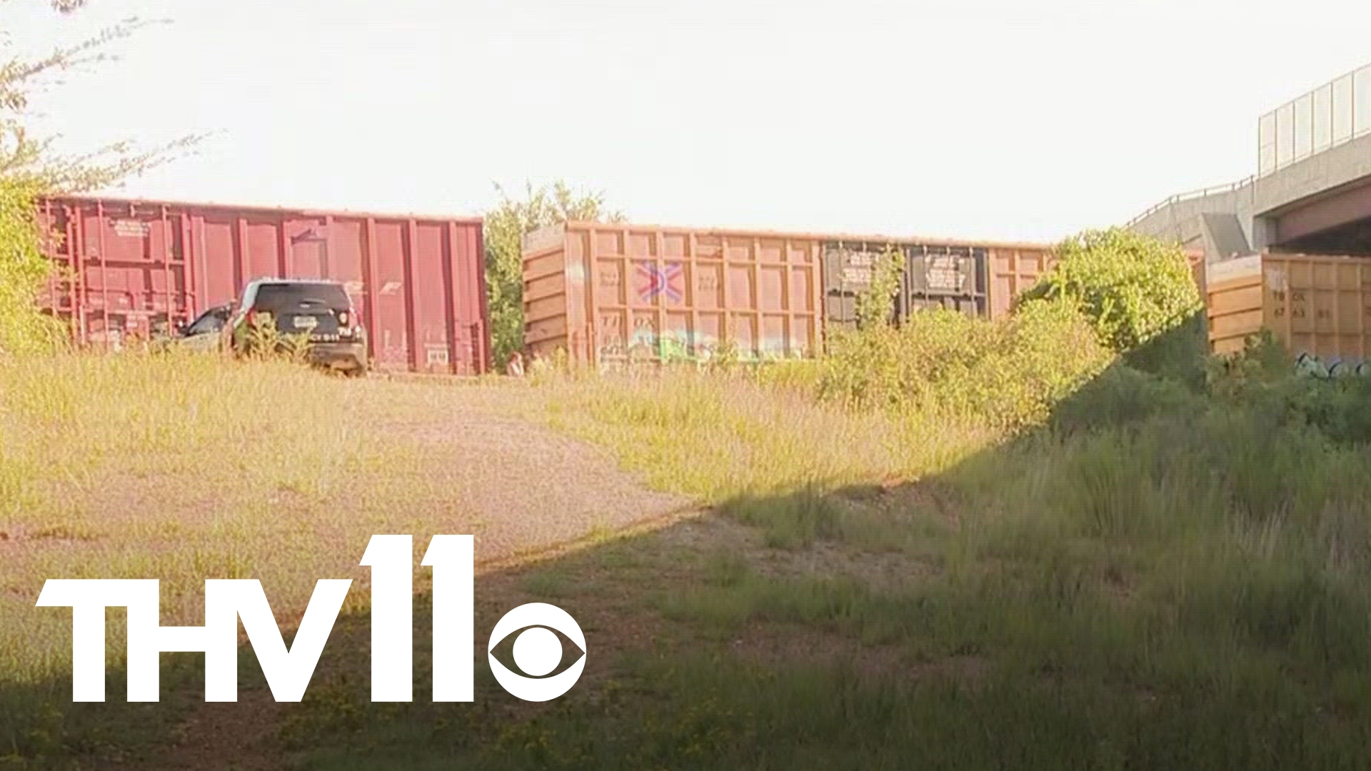 One person dead after being struck by train in Little Rock | thv11.com